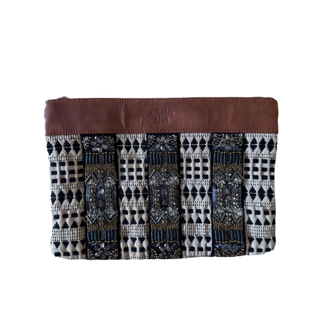 Abercrombie & Fitch Black and Brown Clutch with Sequins